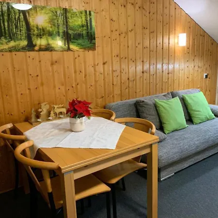 Waldbaden Im Haus Falkenberg *