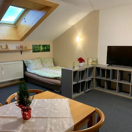 Waldbaden Im Haus Falkenberg *